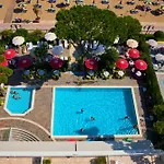 Termini Beach Hotel&Suites